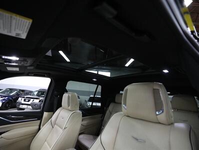 2023 Cadillac Escalade Premium Luxury 4WD   - Photo 37 - Addison, IL 60101