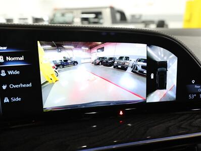 2023 Cadillac Escalade Premium Luxury 4WD   - Photo 43 - Addison, IL 60101