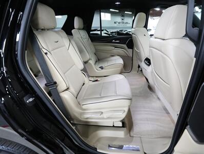 2023 Cadillac Escalade Premium Luxury 4WD   - Photo 21 - Addison, IL 60101
