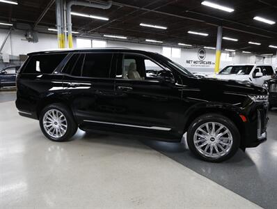 2023 Cadillac Escalade Premium Luxury 4WD   - Photo 8 - Addison, IL 60101