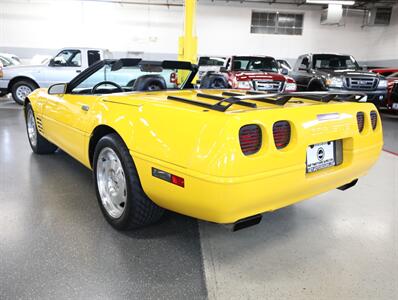 1994 Chevrolet Corvette   - Photo 18 - Addison, IL 60101