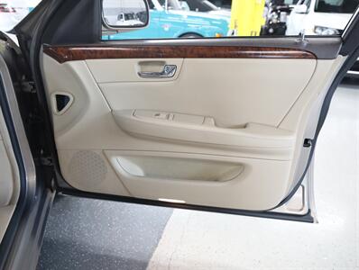 2007 Cadillac DTS Luxury I - Photo 18 - Addison, IL 60101