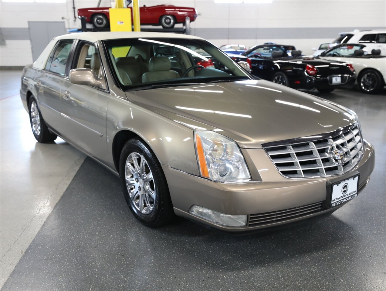 2007 Cadillac DTS Luxury I - Photo 7 - Addison, IL 60101