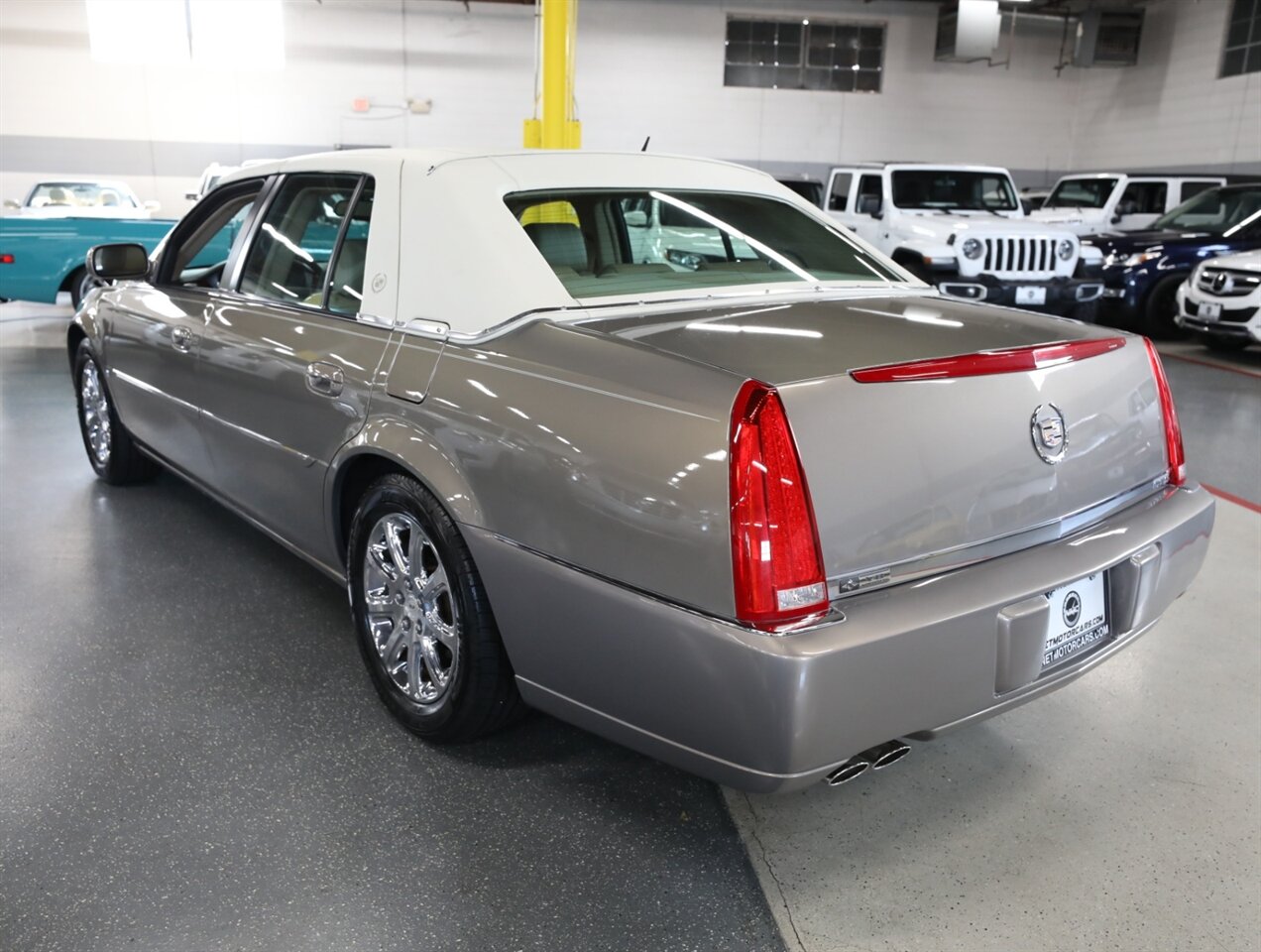 2007 Cadillac DTS Luxury I - Photo 15 - Addison, IL 60101