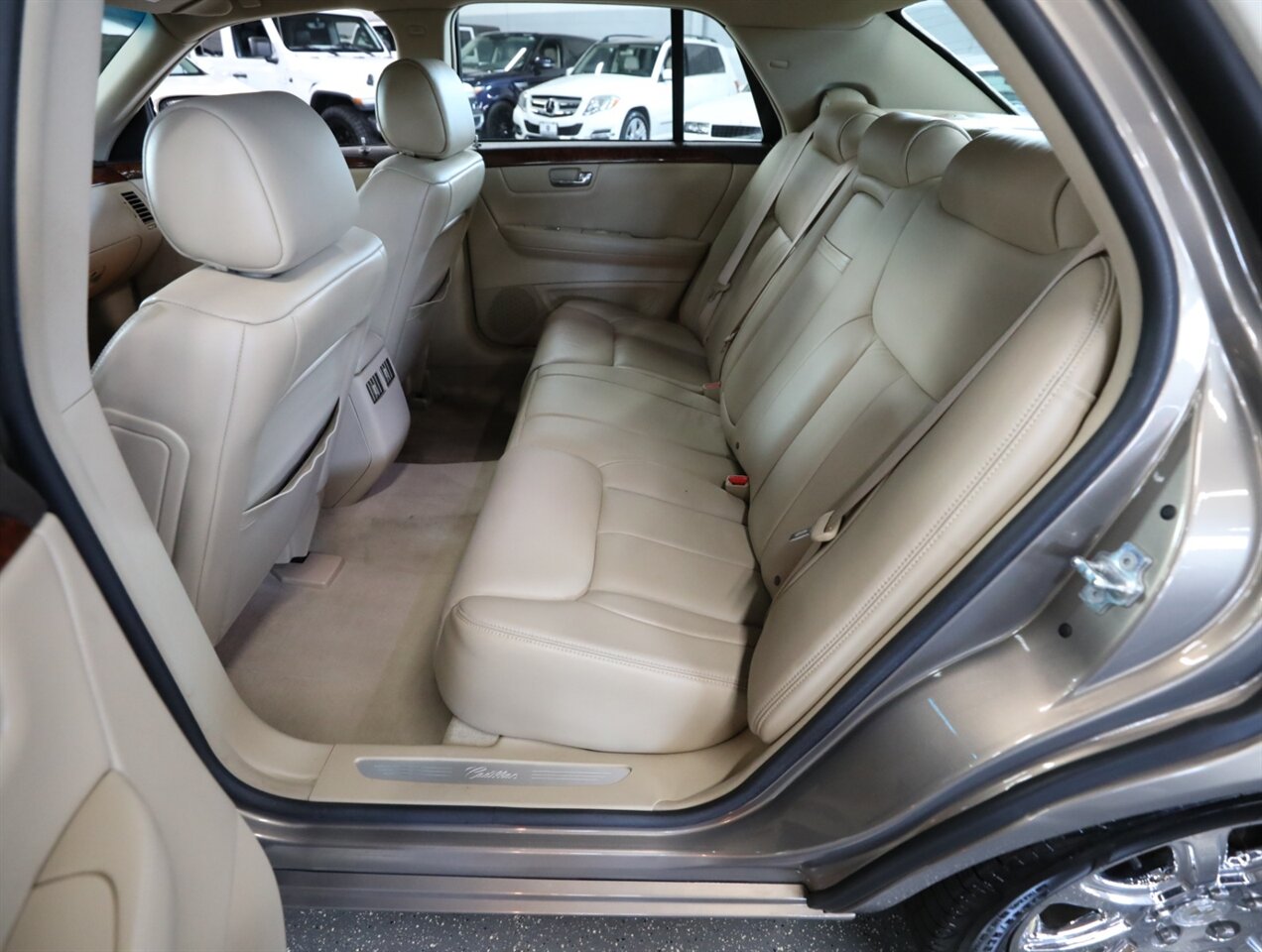 2007 Cadillac DTS Luxury I - Photo 27 - Addison, IL 60101