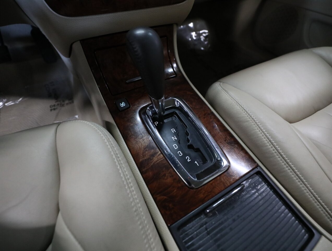 2007 Cadillac DTS Luxury I - Photo 32 - Addison, IL 60101