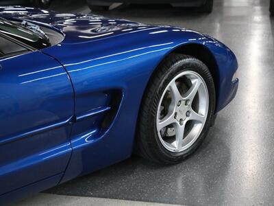 2002 Chevrolet Corvette   - Photo 10 - Addison, IL 60101