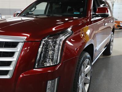 2018 Cadillac Escalade Premium Luxury 4WD   - Photo 5 - Addison, IL 60101