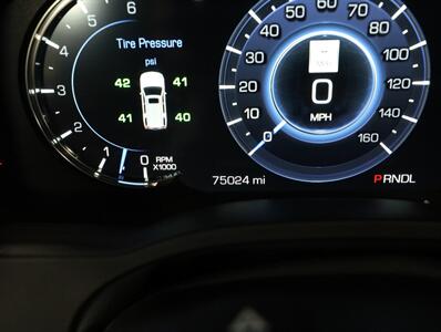 2018 Cadillac Escalade Premium Luxury 4WD   - Photo 47 - Addison, IL 60101