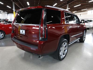 2018 Cadillac Escalade Premium Luxury 4WD   - Photo 9 - Addison, IL 60101