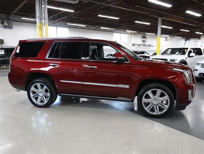 2018 Cadillac Escalade Premium Luxury 4WD   - Photo 8 - Addison, IL 60101