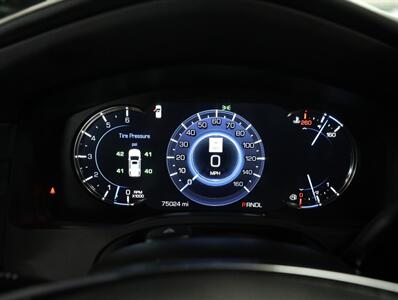2018 Cadillac Escalade Premium Luxury 4WD   - Photo 46 - Addison, IL 60101