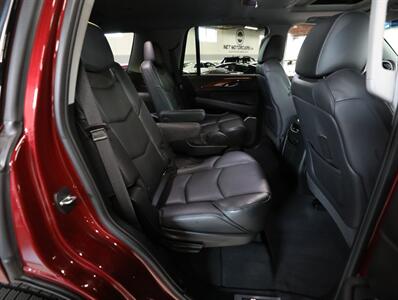 2018 Cadillac Escalade Premium Luxury 4WD   - Photo 21 - Addison, IL 60101