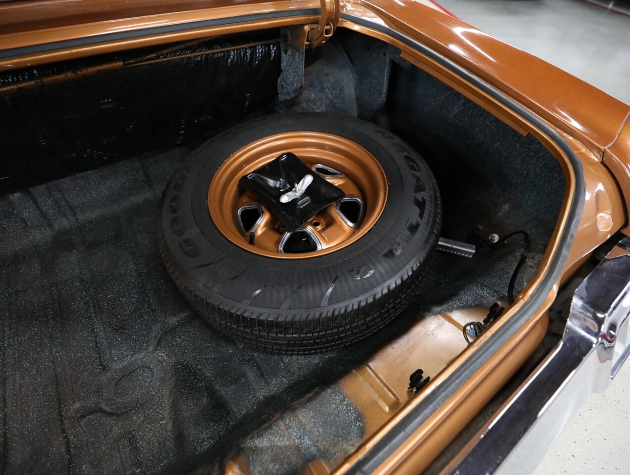 1972 Oldsmobile Cutlass Convertible - Photo 34 - Addison, IL 60101