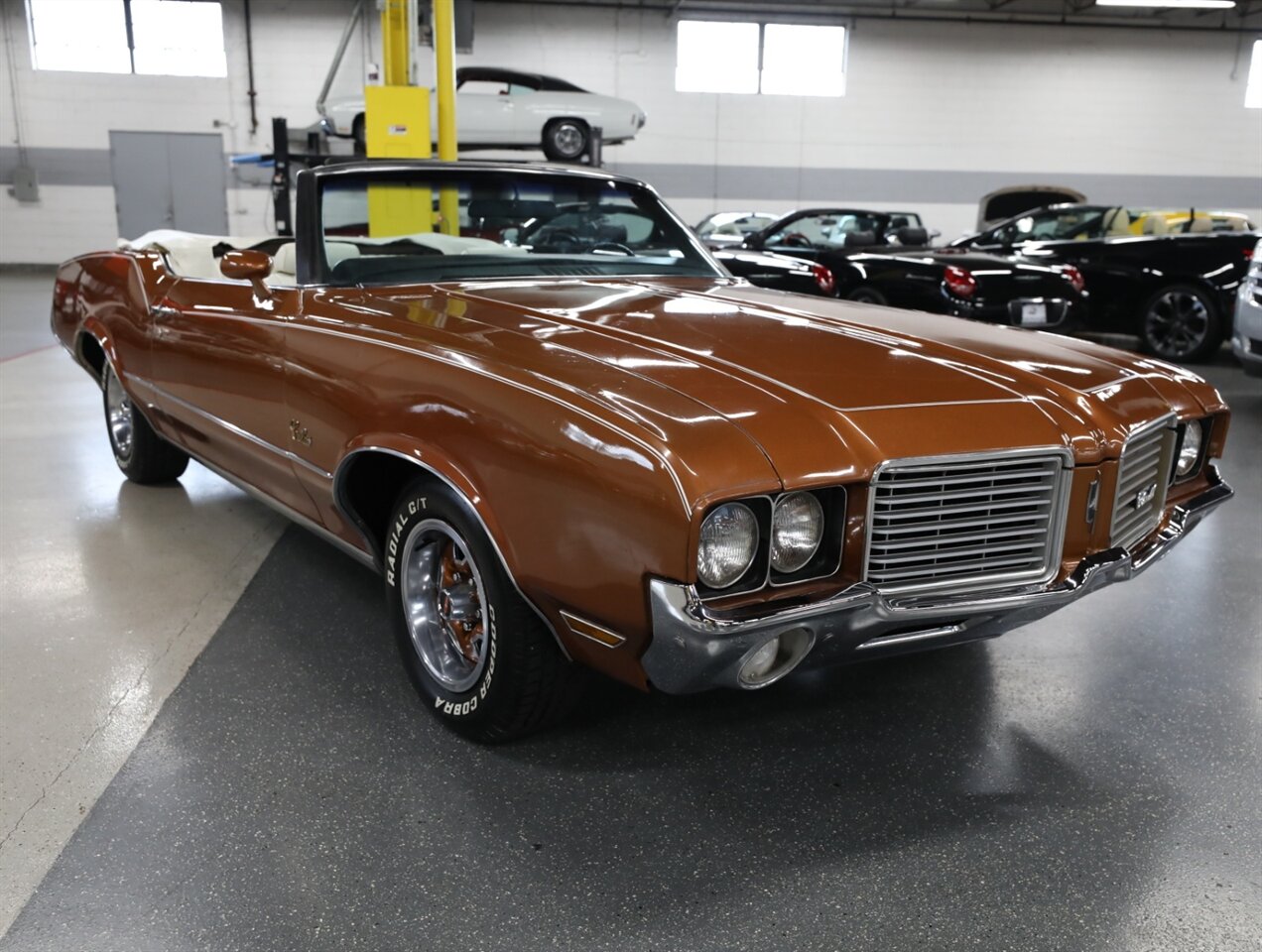 1972 Oldsmobile Cutlass Convertible - Photo 10 - Addison, IL 60101