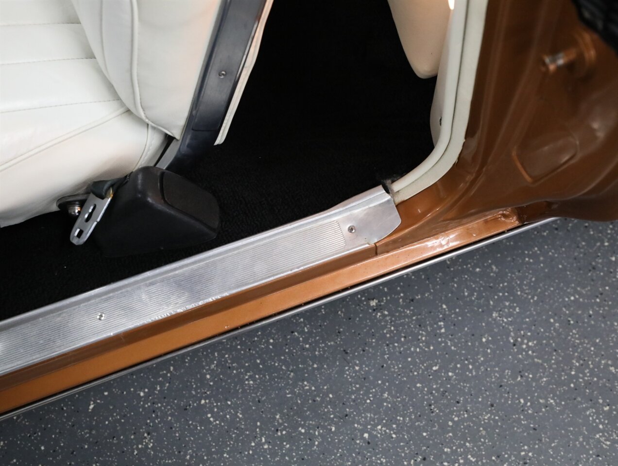 1972 Oldsmobile Cutlass Convertible - Photo 41 - Addison, IL 60101