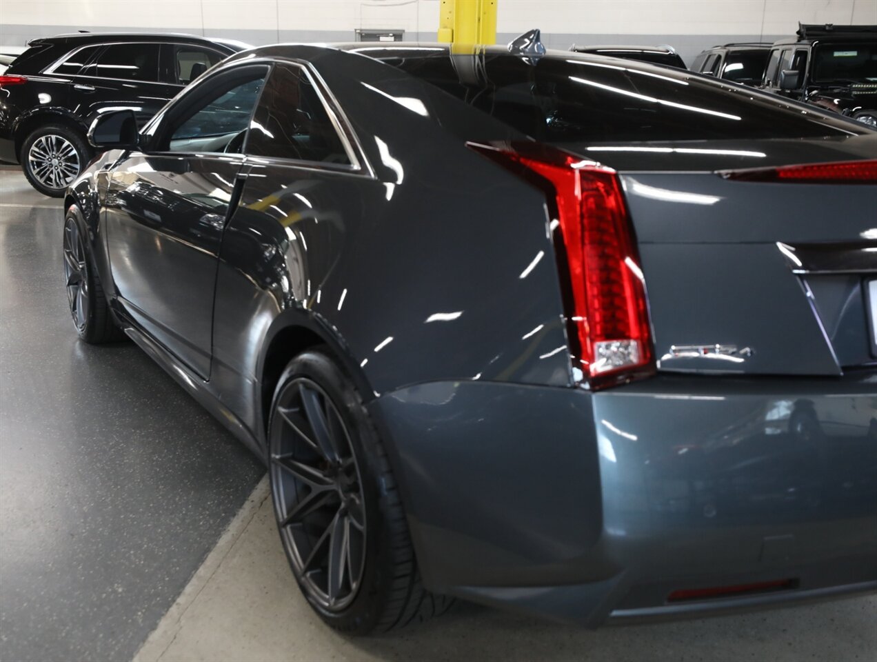 2012 Cadillac CTS 3.6L Performance AWD - Photo 14 - Addison, IL 60101
