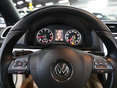 2013 Volkswagen Eos Komfort SULEV   - Photo 42 - Addison, IL 60101