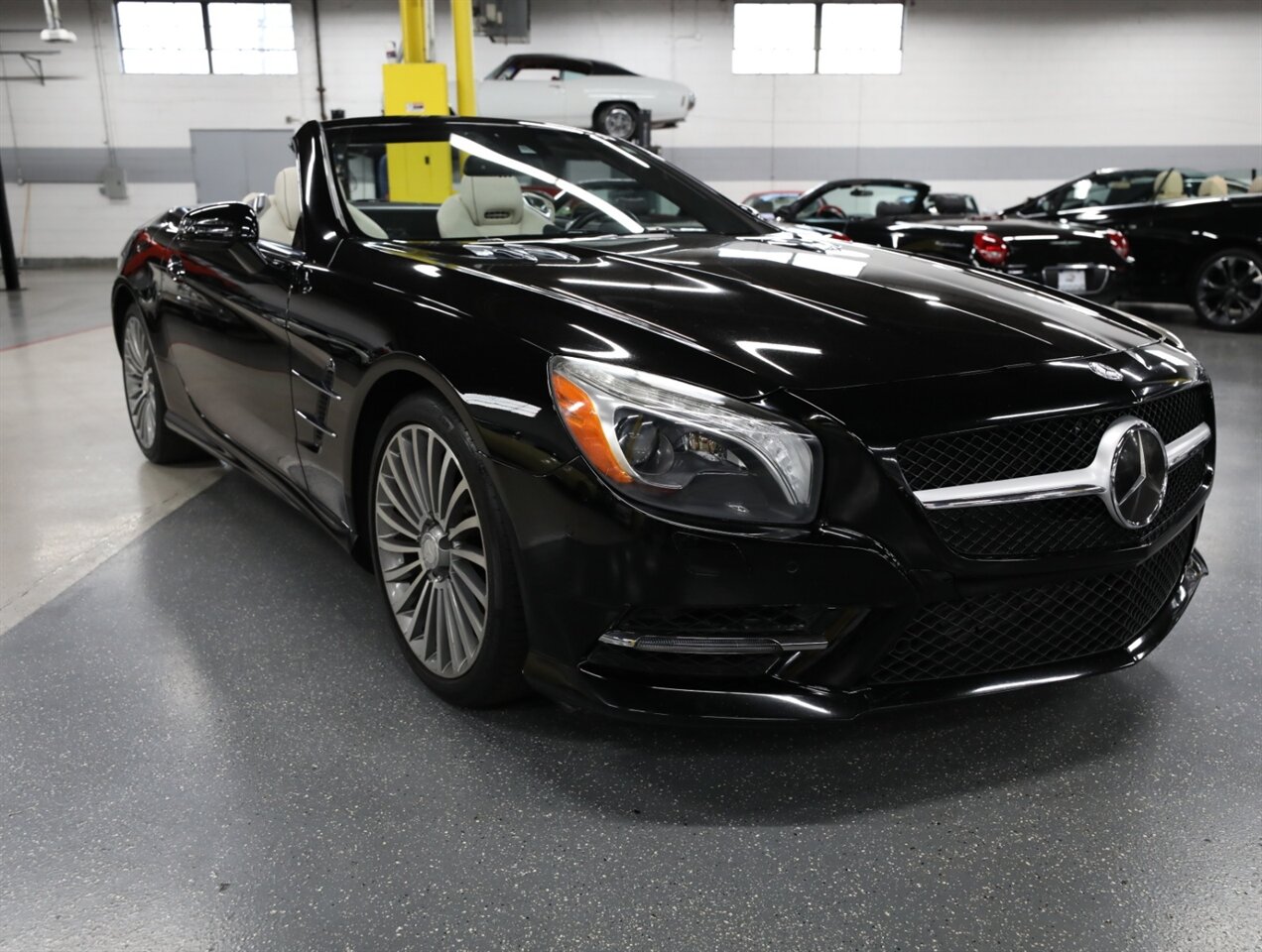 2016 Mercedes-Benz SL 550 - Photo 7 - Addison, IL 60101