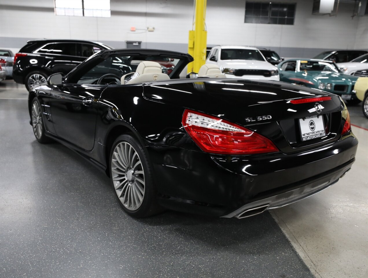2016 Mercedes-Benz SL 550 - Photo 14 - Addison, IL 60101