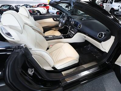 2016 Mercedes-Benz SL 550   - Photo 18 - Addison, IL 60101