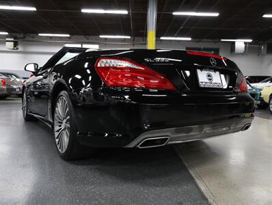 2016 Mercedes-Benz SL 550 - Photo 13 - Addison, IL 60101