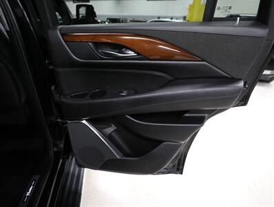 2018 Cadillac Escalade Luxury 4WD - Photo 18 - Addison, IL 60101