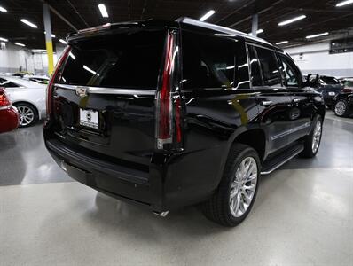 2018 Cadillac Escalade Luxury 4WD - Photo 9 - Addison, IL 60101