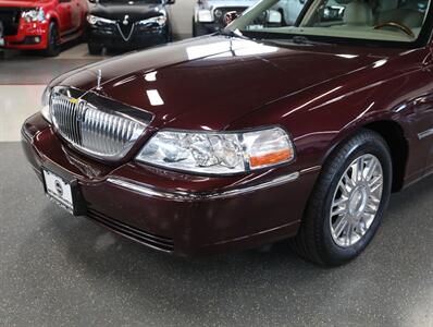 2008 Lincoln Town Car Signature Limited   - Photo 3 - Addison, IL 60101