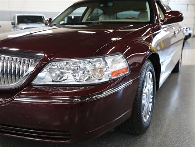 2008 Lincoln Town Car Signature Limited   - Photo 5 - Addison, IL 60101