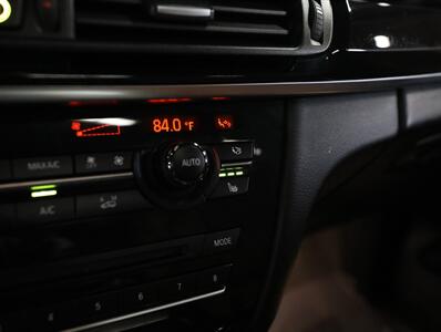 2016 BMW X5 xDrive40e - Photo 43 - Addison, IL 60101