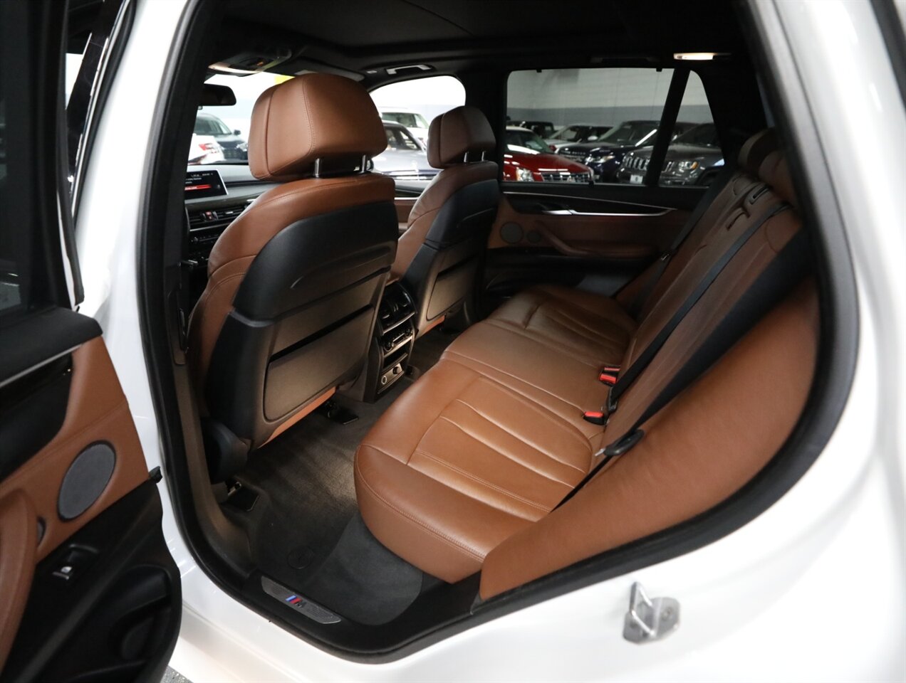 2016 BMW X5 xDrive40e - Photo 31 - Addison, IL 60101