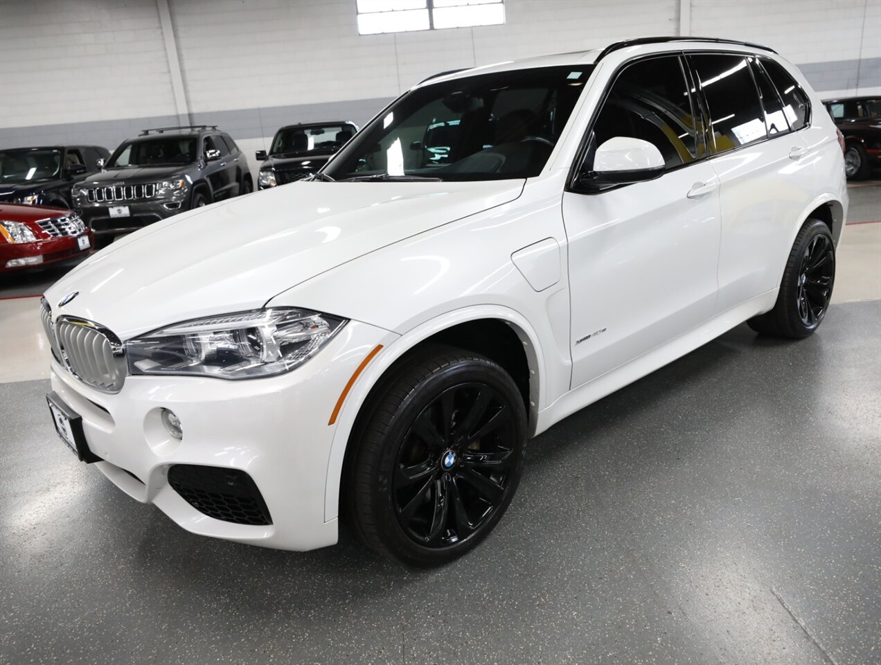 2016 BMW X5 xDrive40e - Photo 4 - Addison, IL 60101