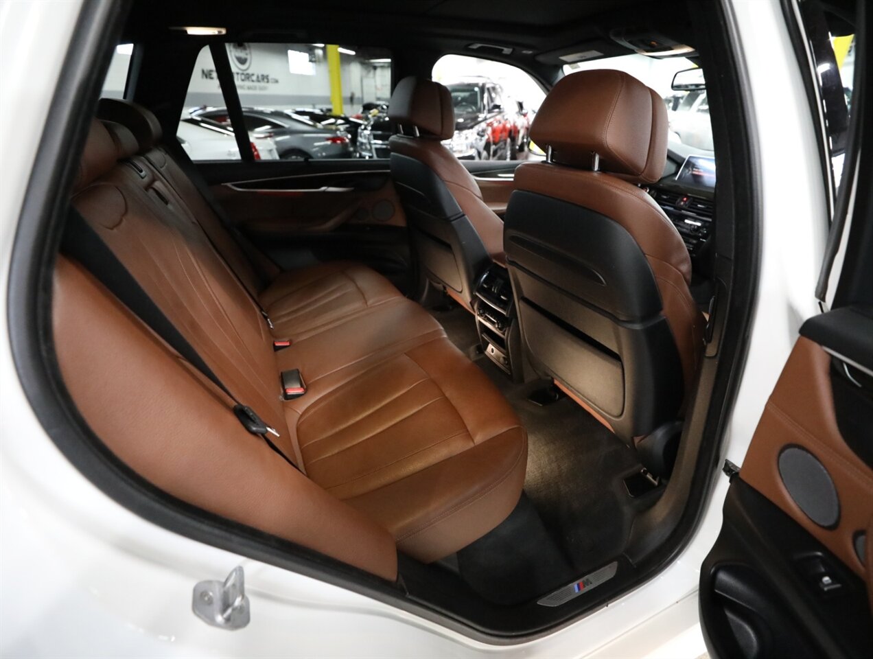 2016 BMW X5 xDrive40e - Photo 23 - Addison, IL 60101