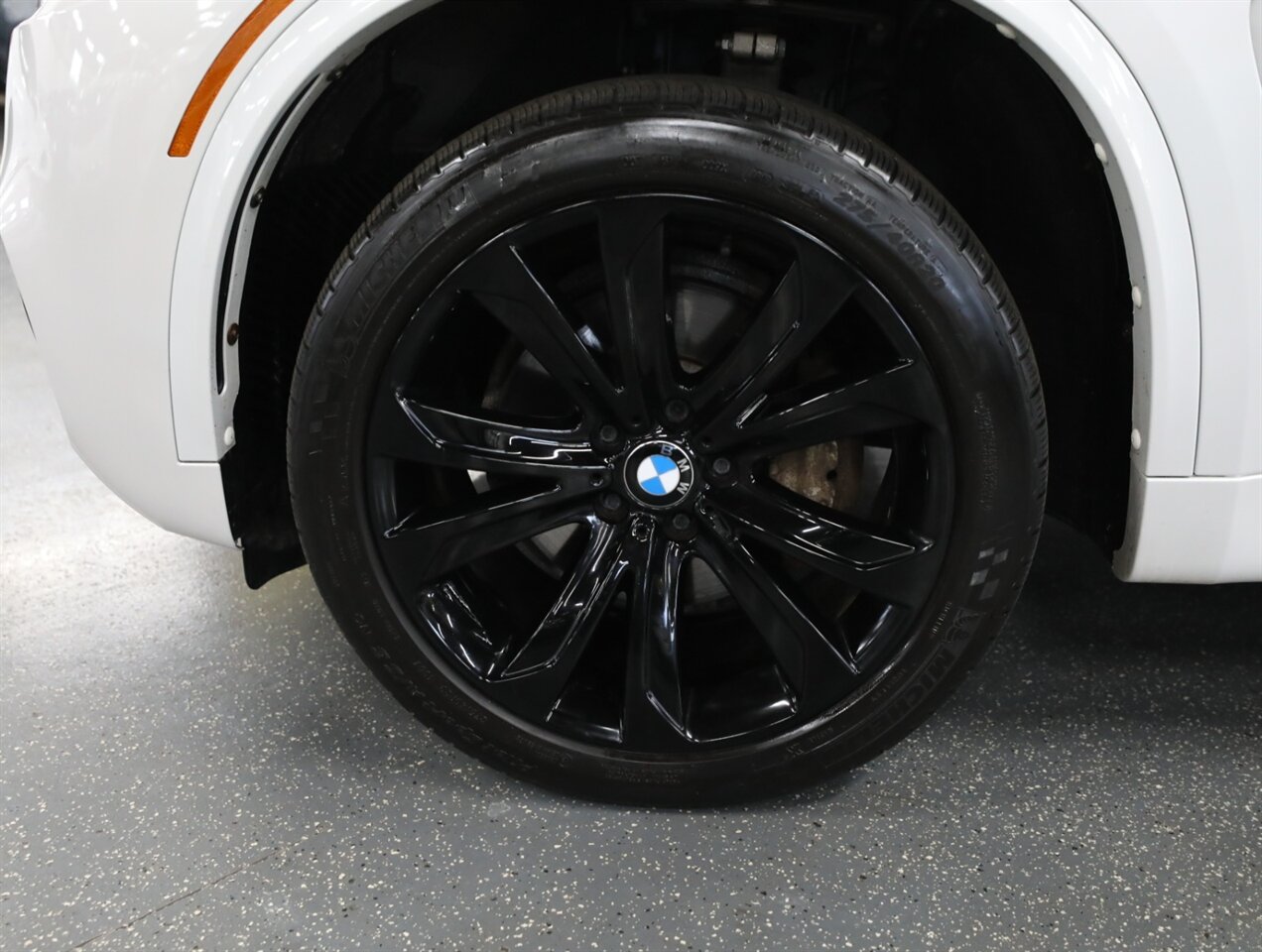 2016 BMW X5 xDrive40e - Photo 53 - Addison, IL 60101