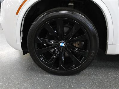 2016 BMW X5 xDrive40e - Photo 53 - Addison, IL 60101