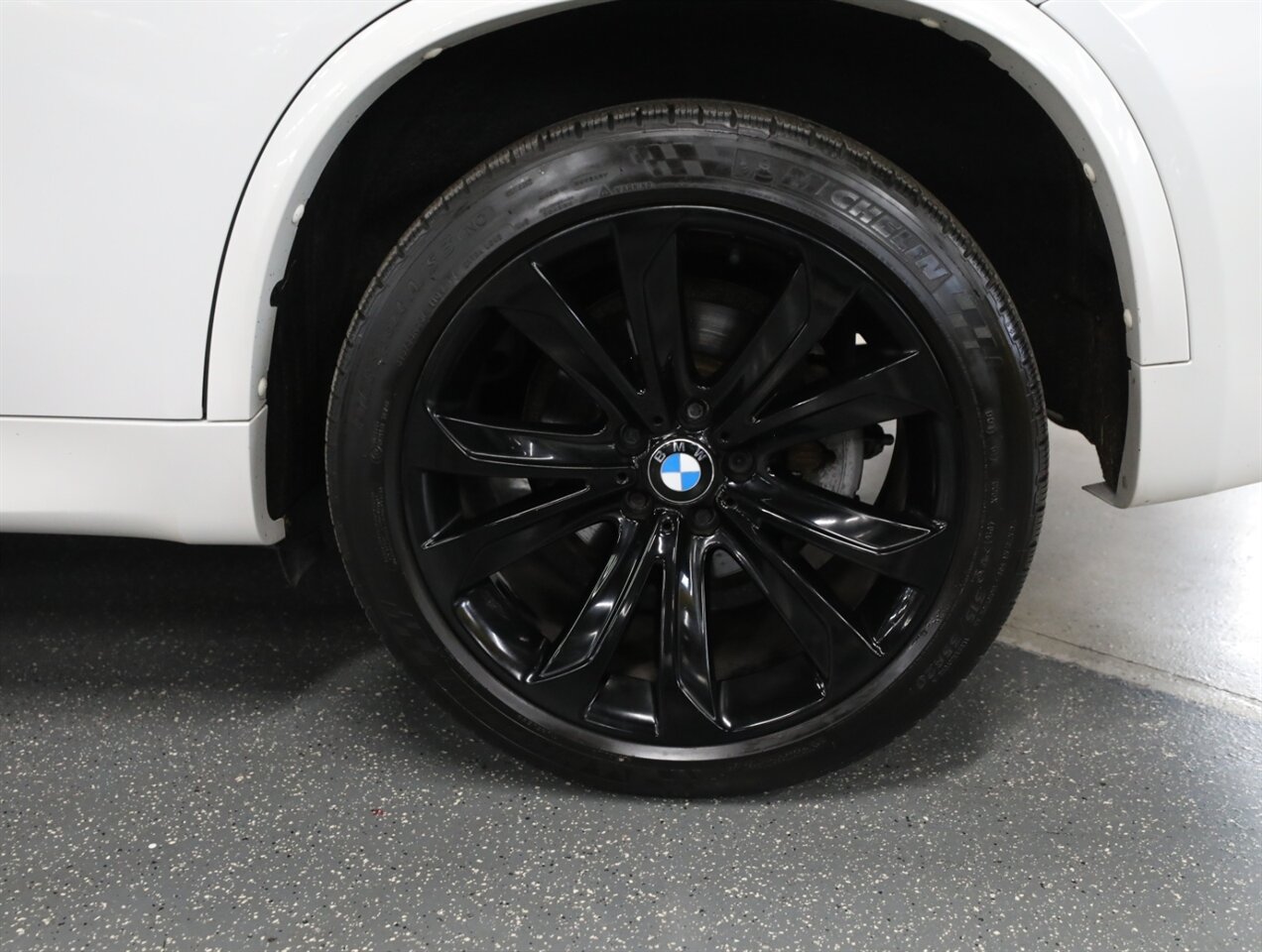 2016 BMW X5 xDrive40e - Photo 52 - Addison, IL 60101