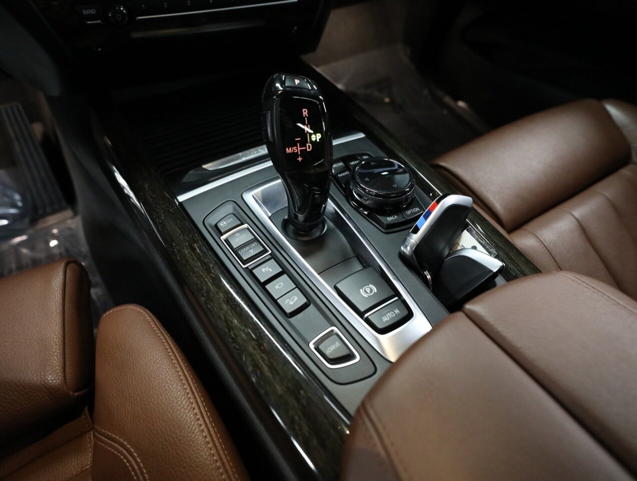 2016 BMW X5 xDrive40e - Photo 41 - Addison, IL 60101