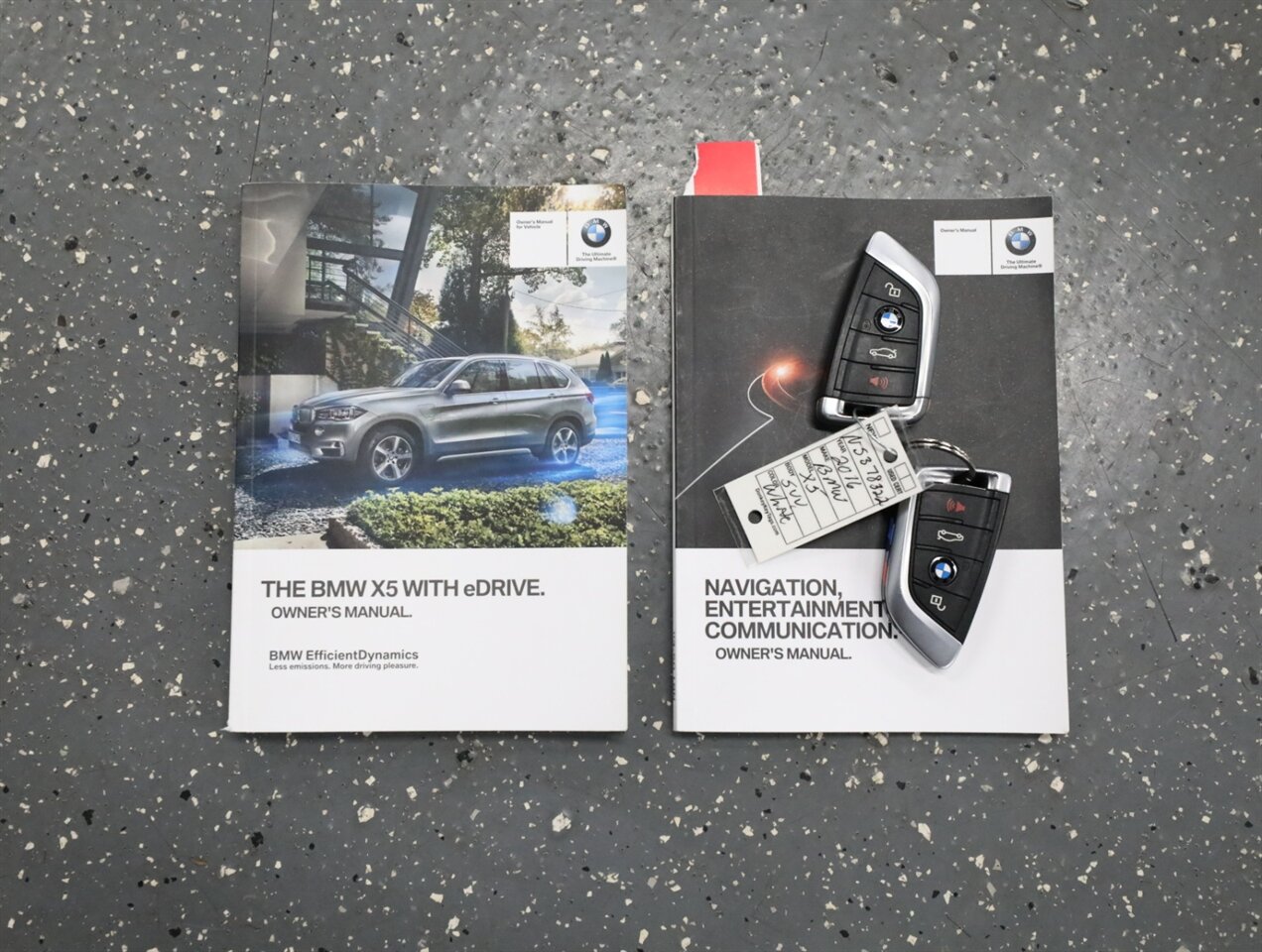 2016 BMW X5 xDrive40e - Photo 60 - Addison, IL 60101