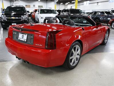 2007 Cadillac XLR Passion Red Limited Editi - Photo 11 - Addison, IL 60101