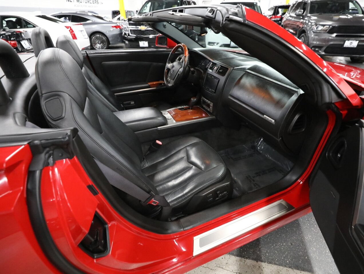 2007 Cadillac XLR Passion Red Limited Editi - Photo 20 - Addison, IL 60101