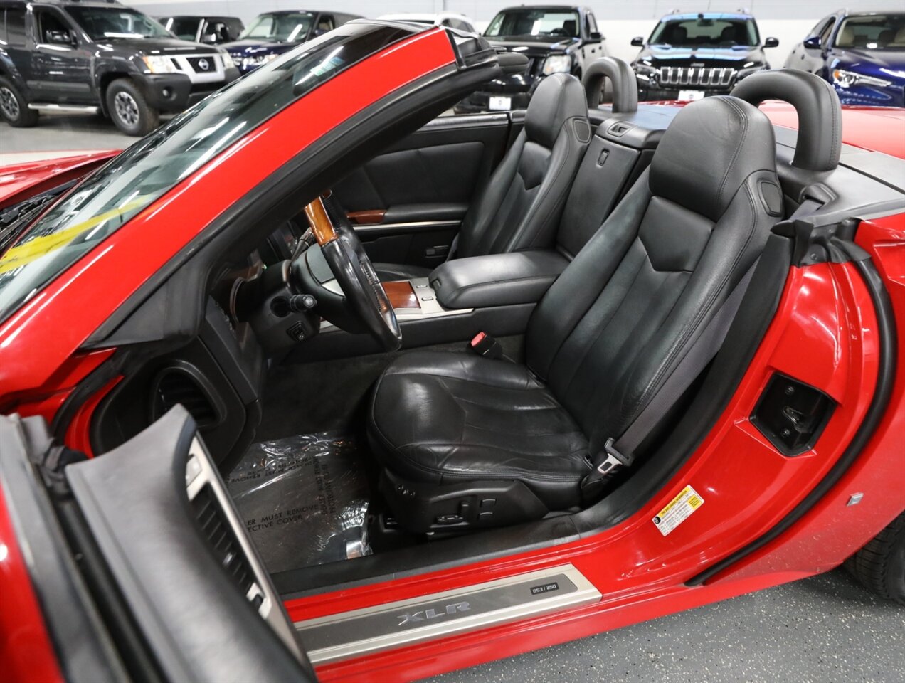 2007 Cadillac XLR Passion Red Limited Editi - Photo 27 - Addison, IL 60101