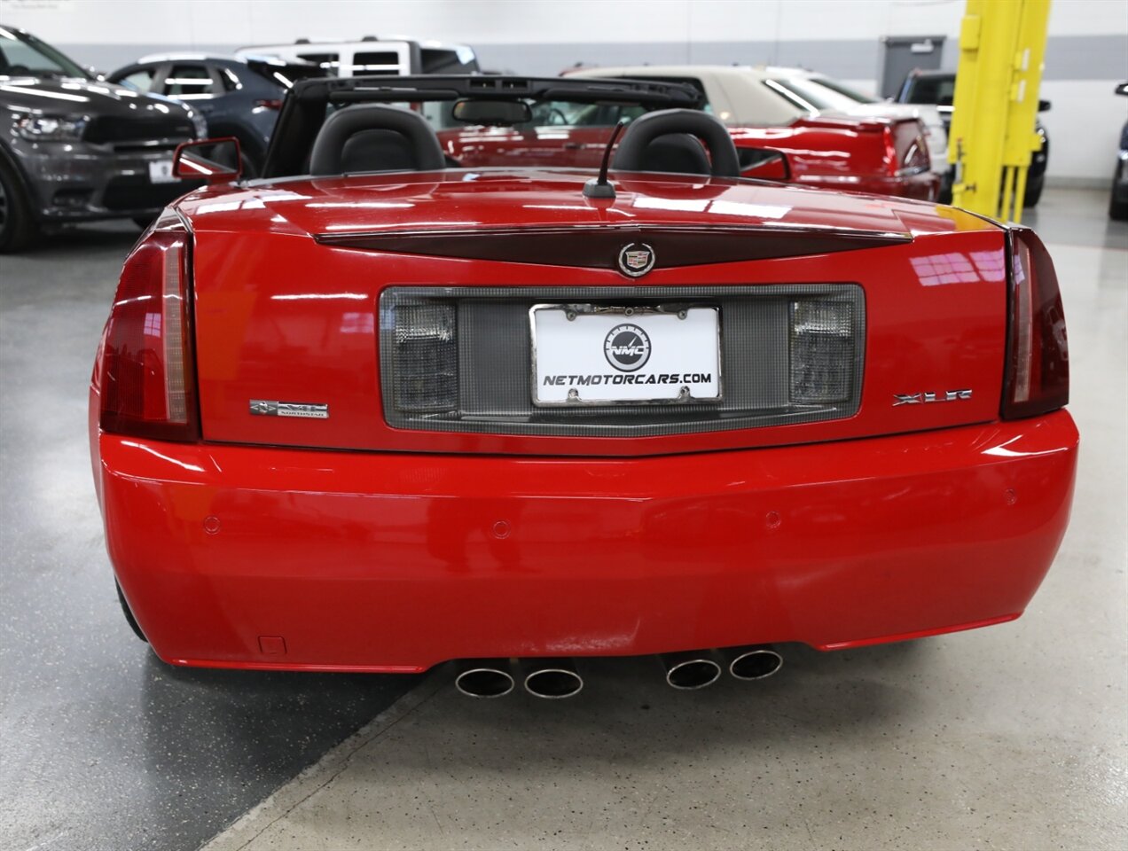 2007 Cadillac XLR Passion Red Limited Editi - Photo 12 - Addison, IL 60101