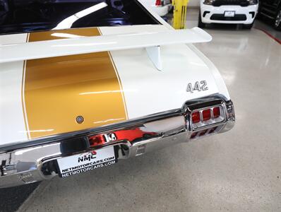 1972 Oldsmobile Cutlass 442 - Photo 21 - Addison, IL 60101