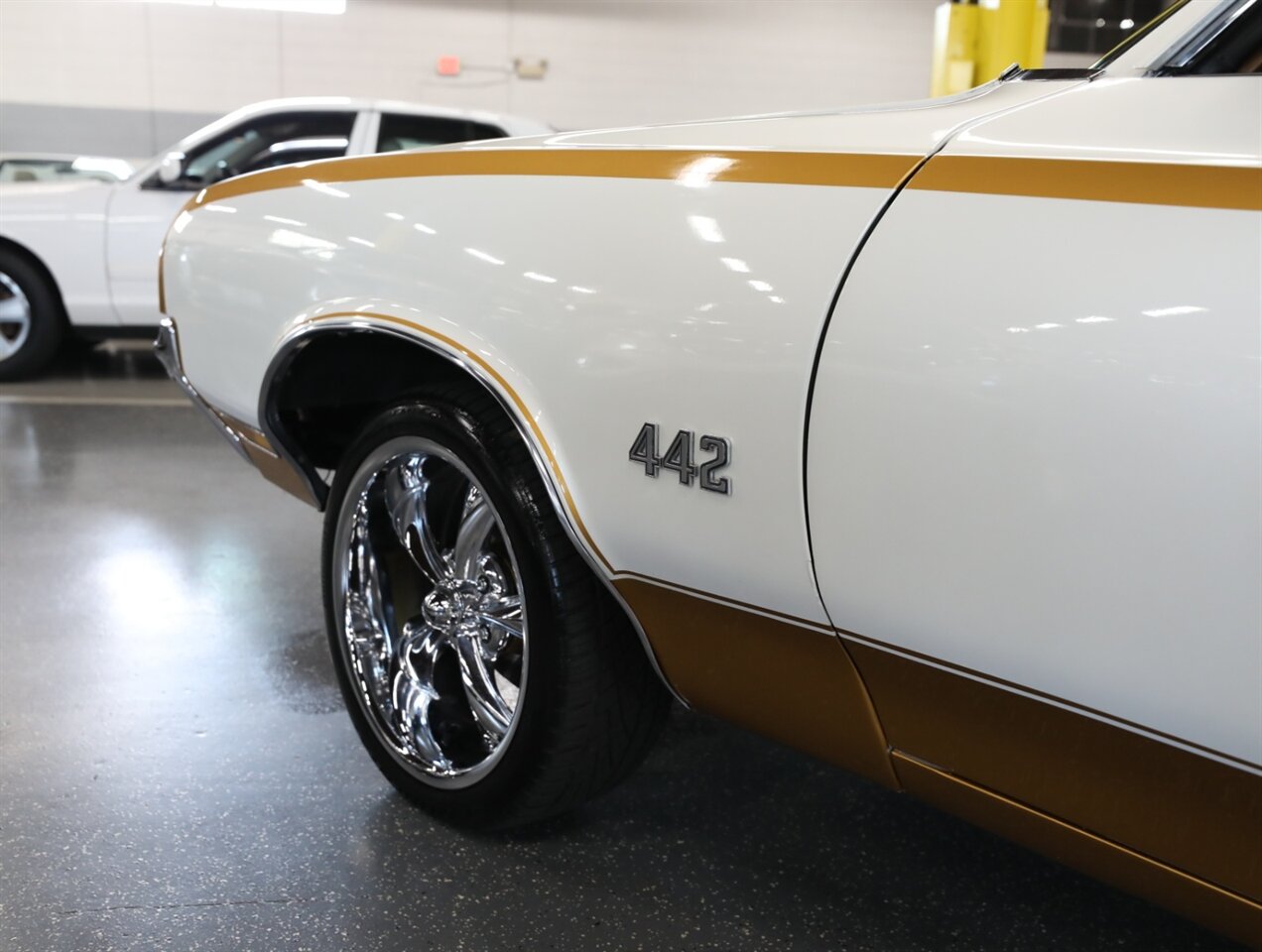 1972 Oldsmobile Cutlass 442 - Photo 33 - Addison, IL 60101