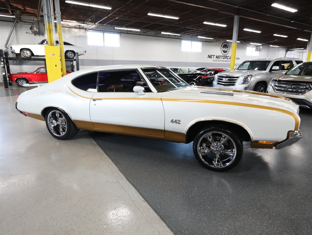 1972 Oldsmobile Cutlass 442 - Photo 4 - Addison, IL 60101