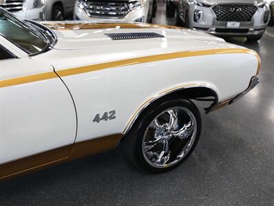 1972 Oldsmobile Cutlass 442 - Photo 14 - Addison, IL 60101