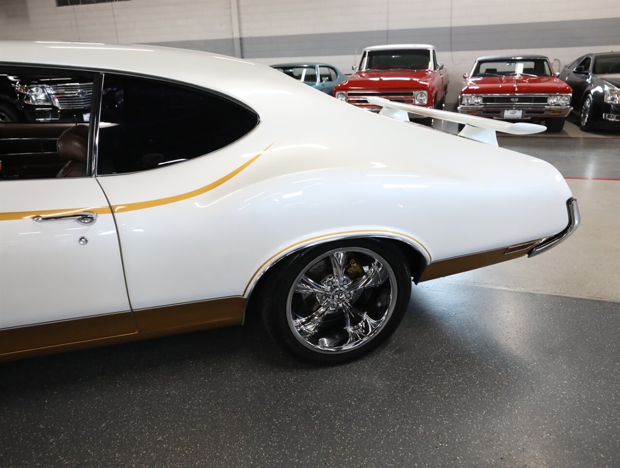 1972 Oldsmobile Cutlass 442 - Photo 31 - Addison, IL 60101
