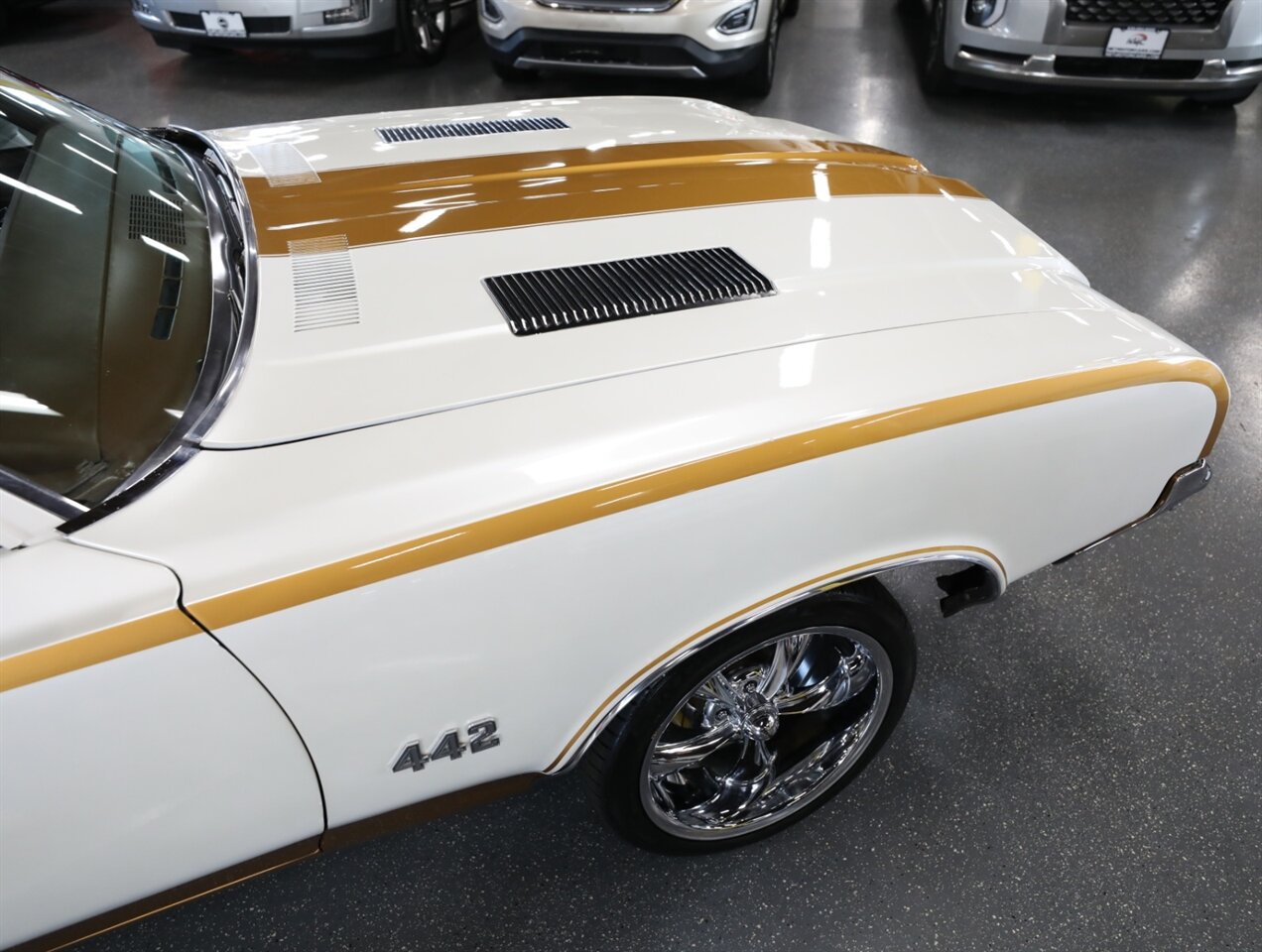 1972 Oldsmobile Cutlass 442 - Photo 16 - Addison, IL 60101