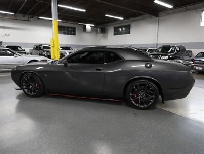 2022 Dodge Challenger R/T Scat Pack Shaker 392   - Photo 24 - Addison, IL 60101